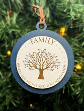 Load image into Gallery viewer, Family tree ornament